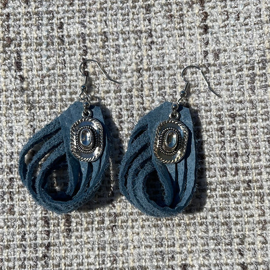 Earrings with cowboy hat charm